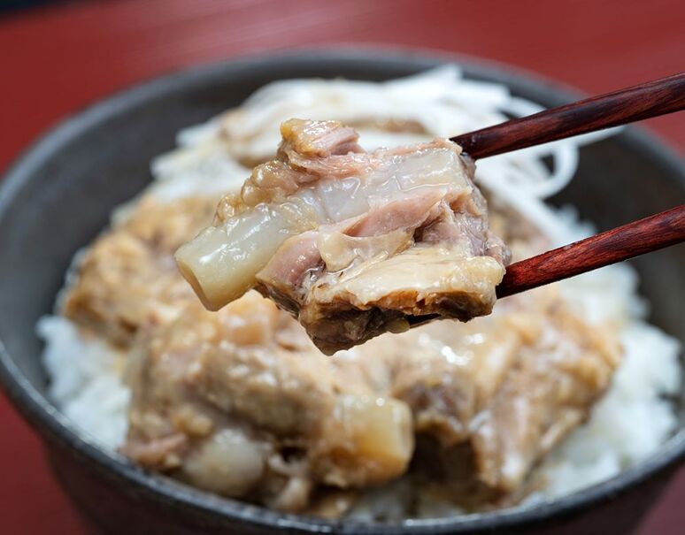 無添加 鹿児島ますや黒豚なんこつ煮 (醤油/味噌)