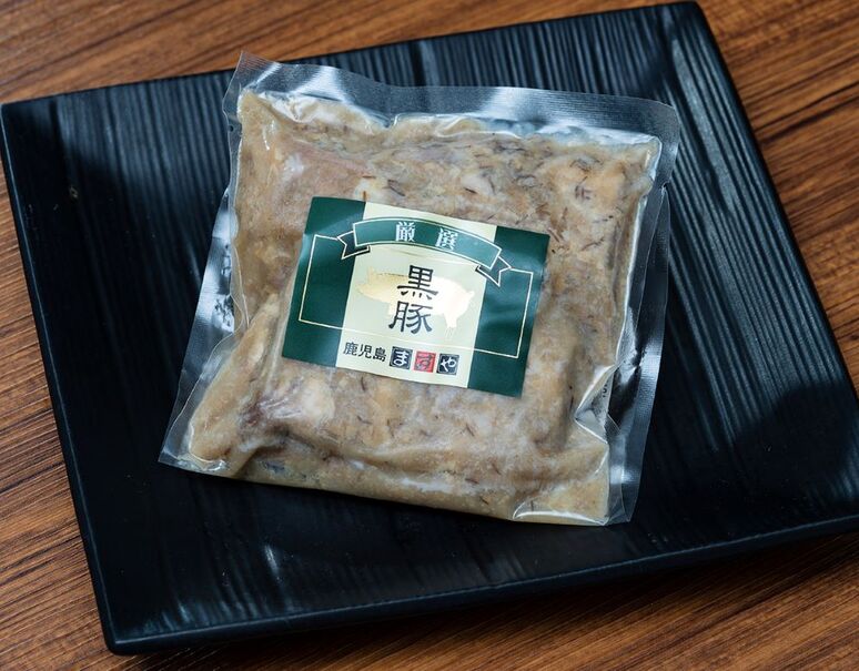 無添加 鹿児島ますや黒豚なんこつ煮 (醤油/味噌)